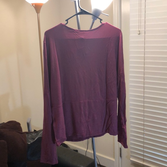 Top - Picture 2 of 2